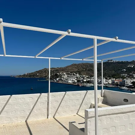 Semesterbostad Iza *